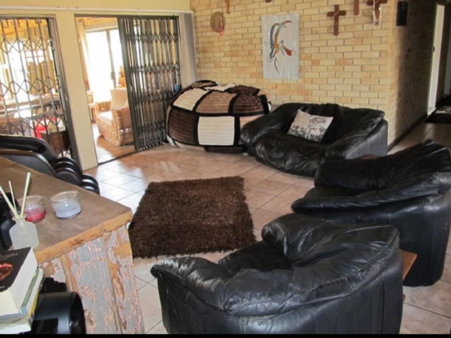 4 Bedroom Property for Sale in Vaalpark Free State